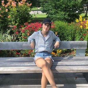 Meet your Posher, Britney